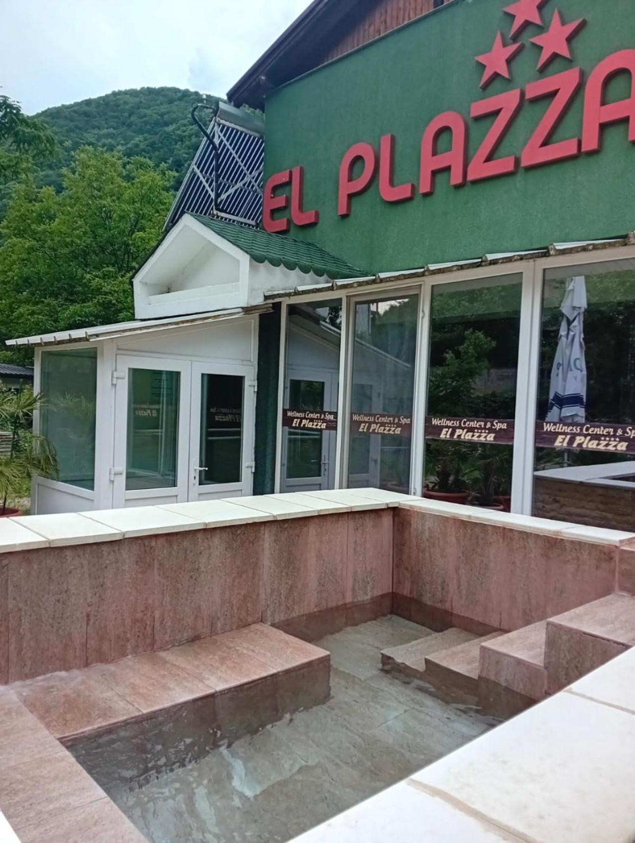 Pensiunea El Plazza Băile Herculane Extérieur photo