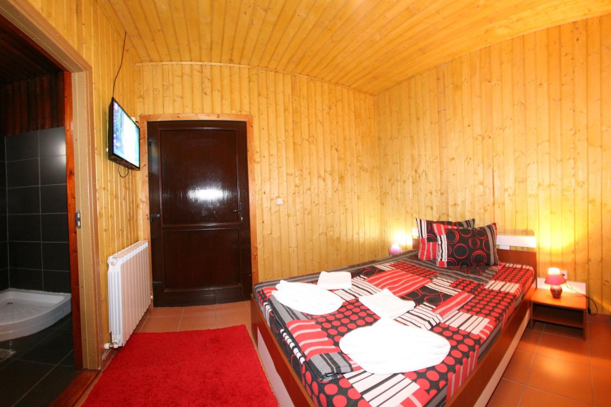 Pensiunea El Plazza Băile Herculane Chambre photo