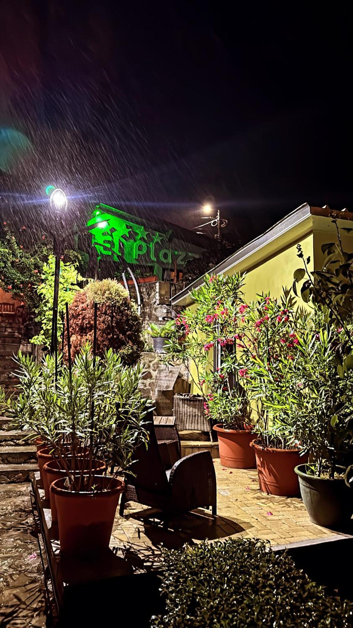 Pensiunea El Plazza Băile Herculane Extérieur photo