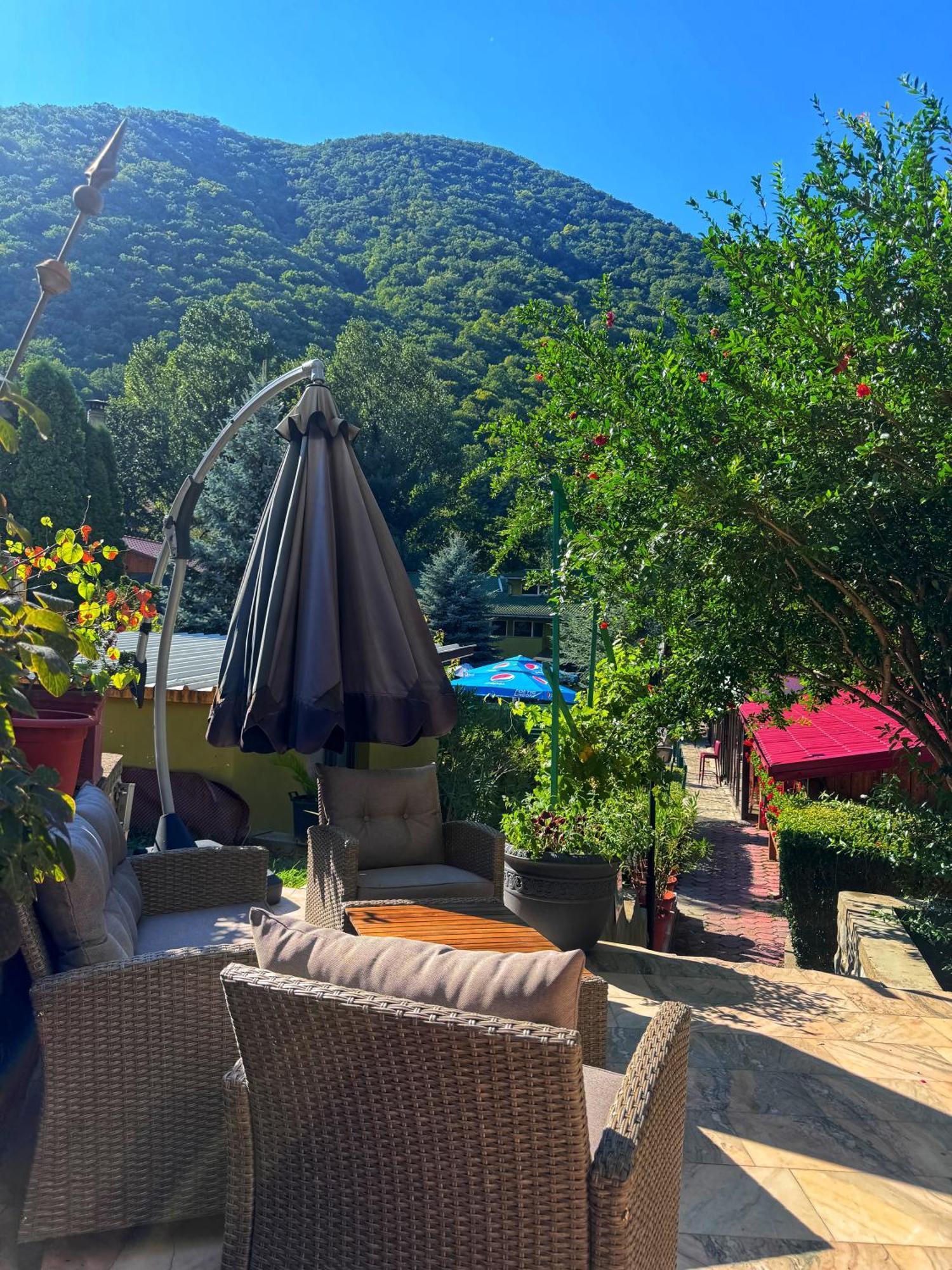 Pensiunea El Plazza Băile Herculane Extérieur photo